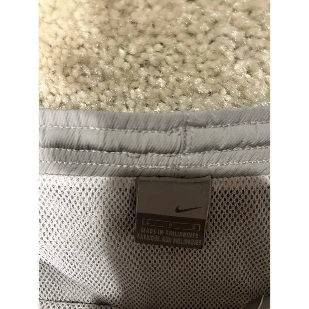 Vintage Nike Board Shorts Mens Large Gray Silver Tag Spell Out Logo - Picture 3 of 9